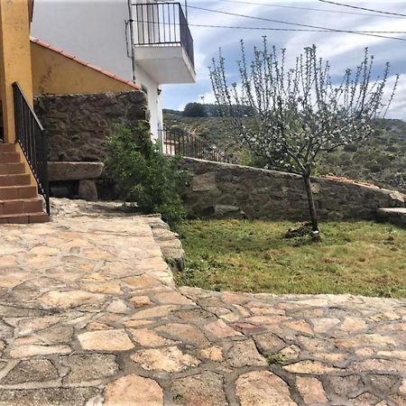 Affittacamere Casa Sierra De Gredos Navasequilla Esterno foto