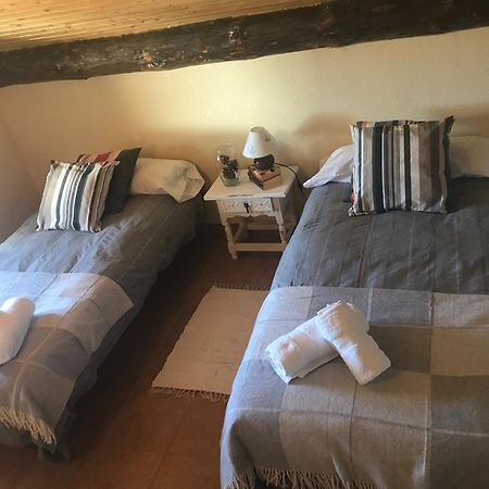 Affittacamere Casa Sierra De Gredos Navasequilla Esterno foto