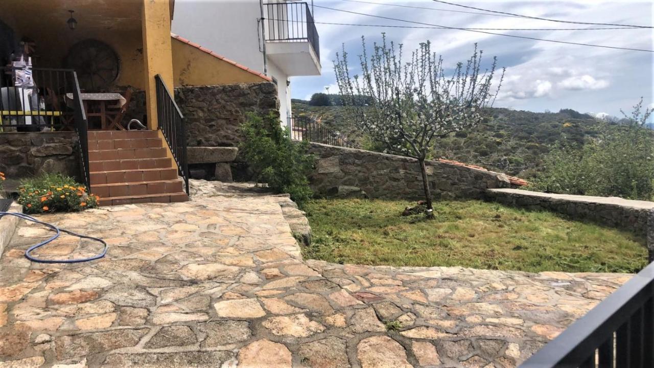 Affittacamere Casa Sierra De Gredos Navasequilla Esterno foto