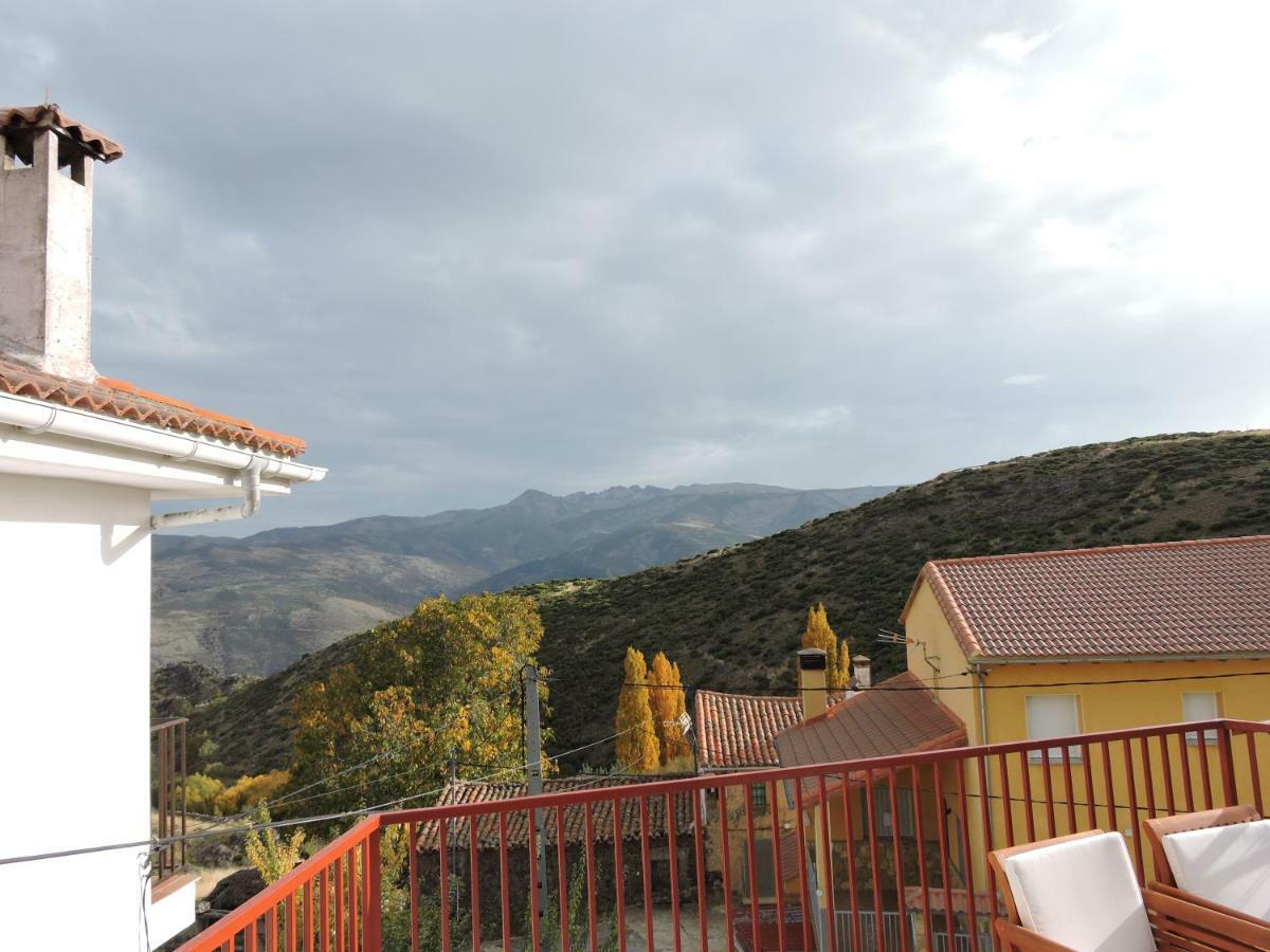 Affittacamere Casa Sierra De Gredos Navasequilla Esterno foto